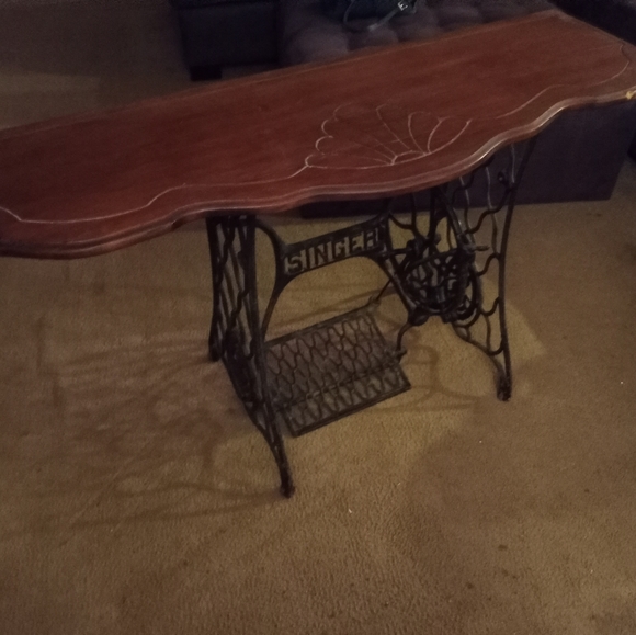 Vintage singer sowing machine shelf - Picture 3 of 3